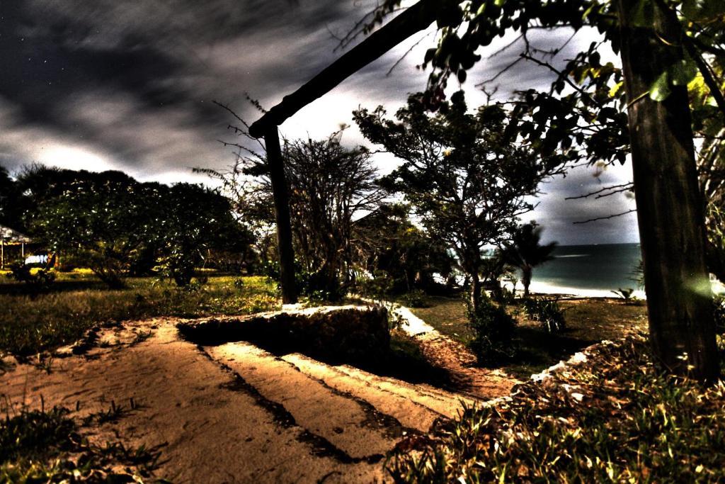 Amani Beach Resort Kutani Luaran gambar