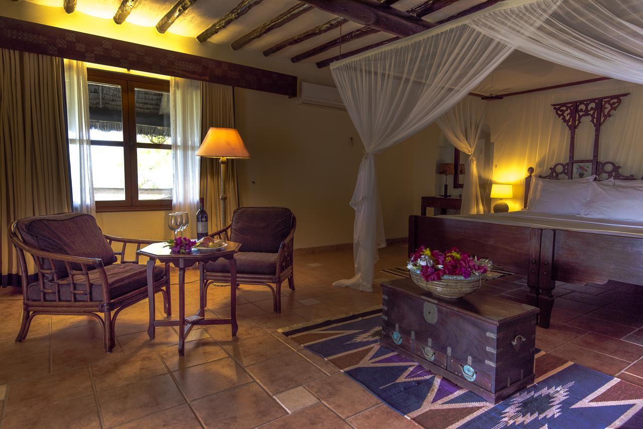 Amani Beach Resort Kutani Luaran gambar